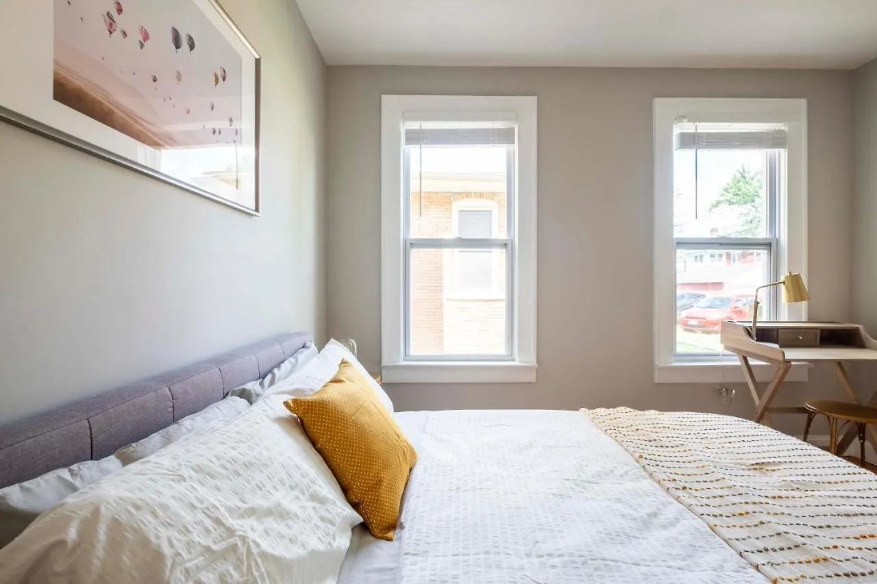 Вилла Columbus 10-Bedroom Mansion - Perfect For Up To To 22 People - 4 Bathrooms, 2 Kitchens, Great Location США